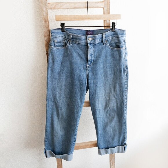 NYDJ Women’s Size 14 Crop Cuffed Jeans Light Wash Stretch Denim Made in USA - Picture 1 of 7